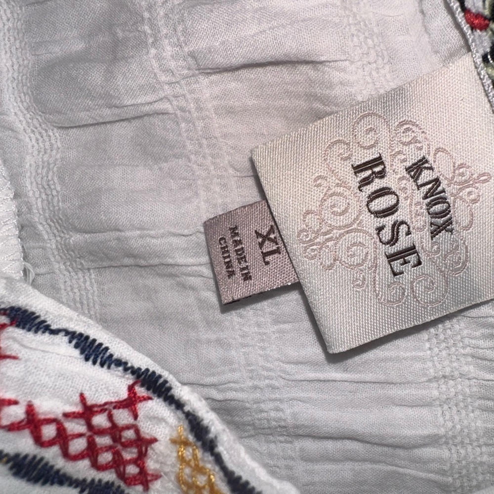 Knox Rose White Peasant Blouse with Multicolor Floral Embroidery - Picture 4 of 5